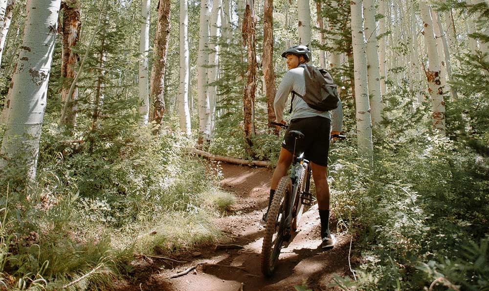 自行车骑行旅游 旅行自行车和山地车的区别
